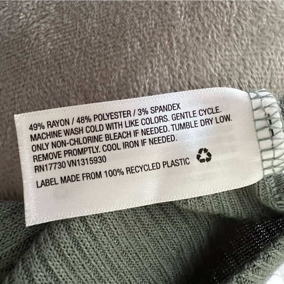 NWT Knox Rose Sage Green Sweater, XS - Picture 5 of 6